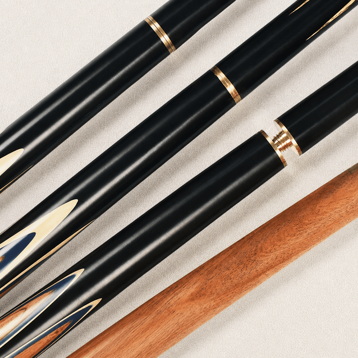 UA04 uniwave solid wood pool cue small tip 10mm